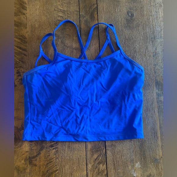 Kiava Switchback Crop Swim Top - Picture 5 of 5